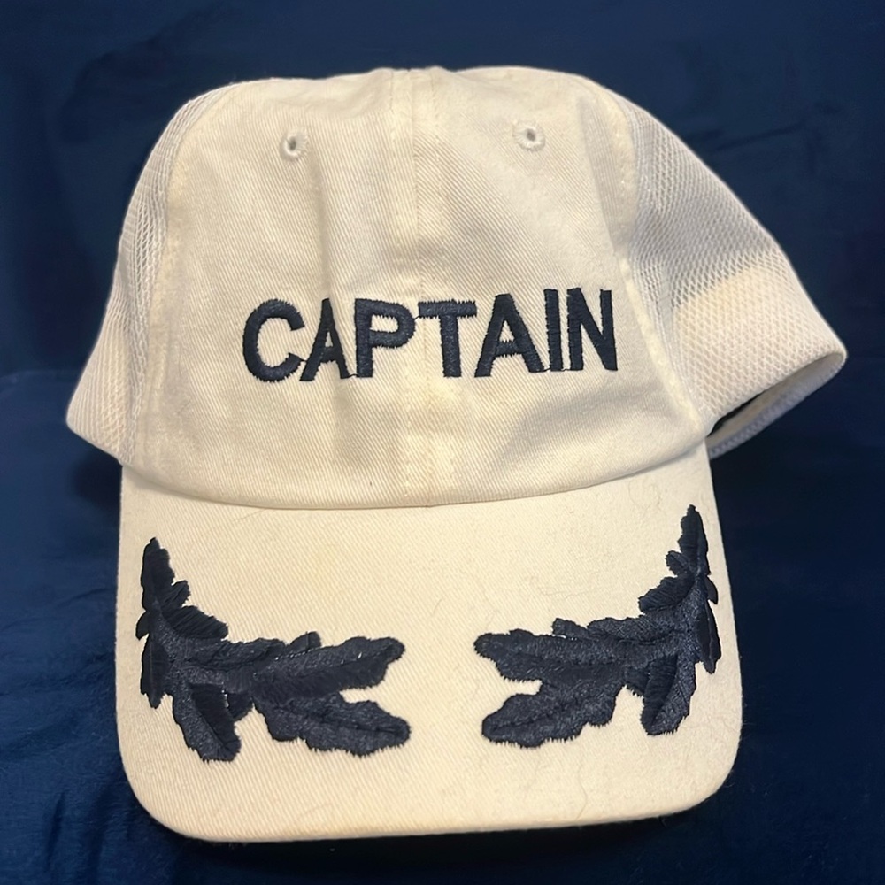 Boat Captain’s Baseball Hat in White, Mesh with adjustable strap